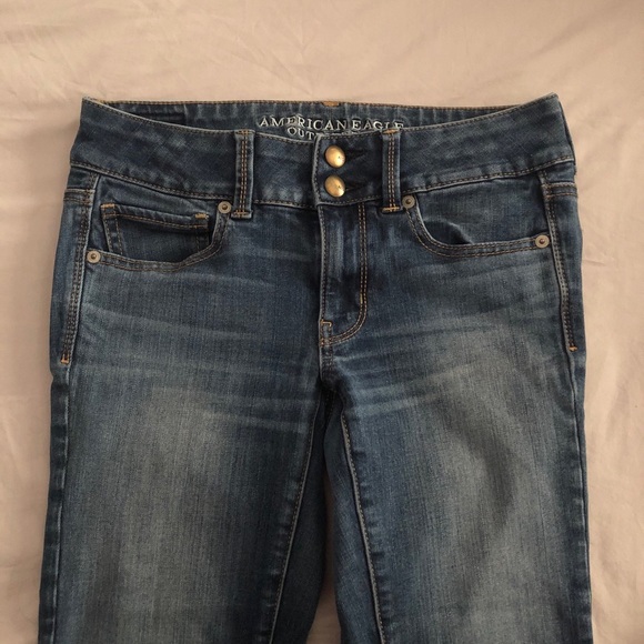 american eagle cropped jeans - Picture 2 of 5